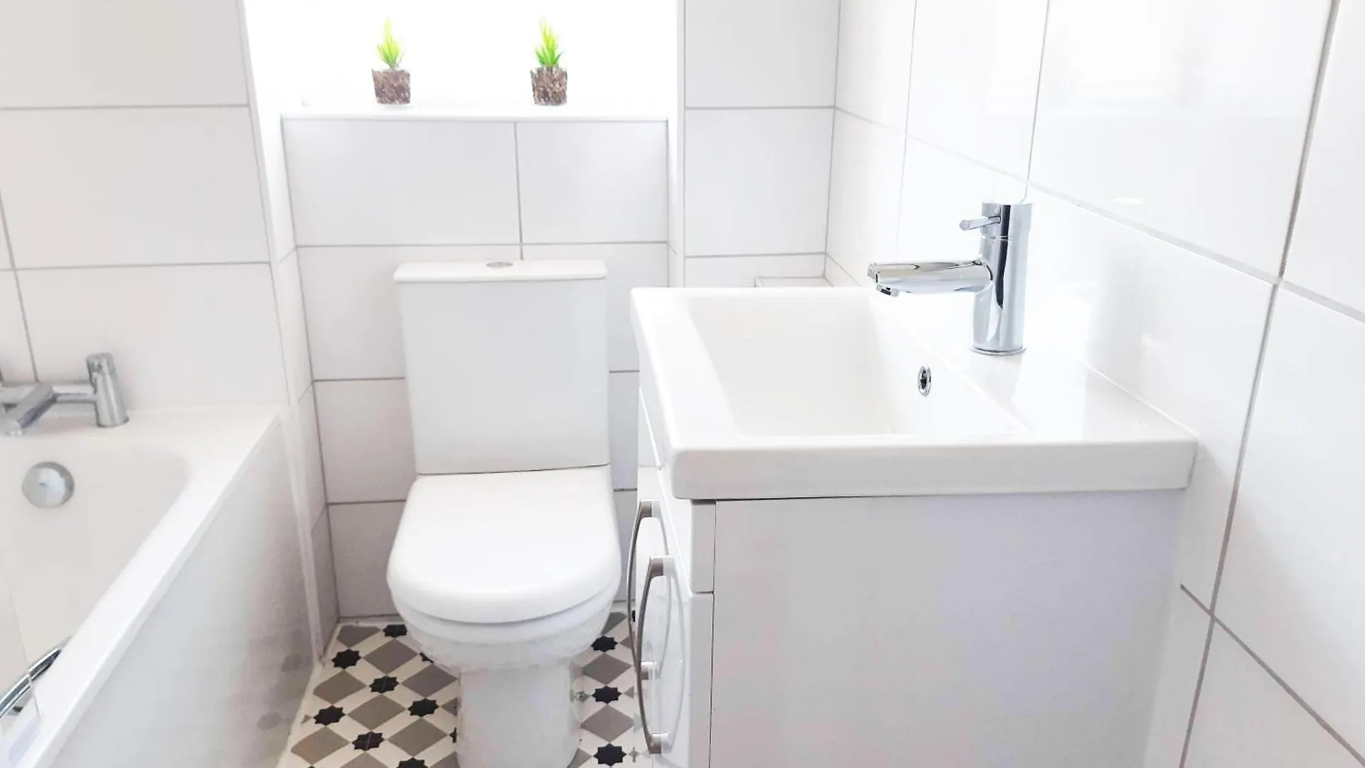 Pulteney Road Apartment Bath 0*,