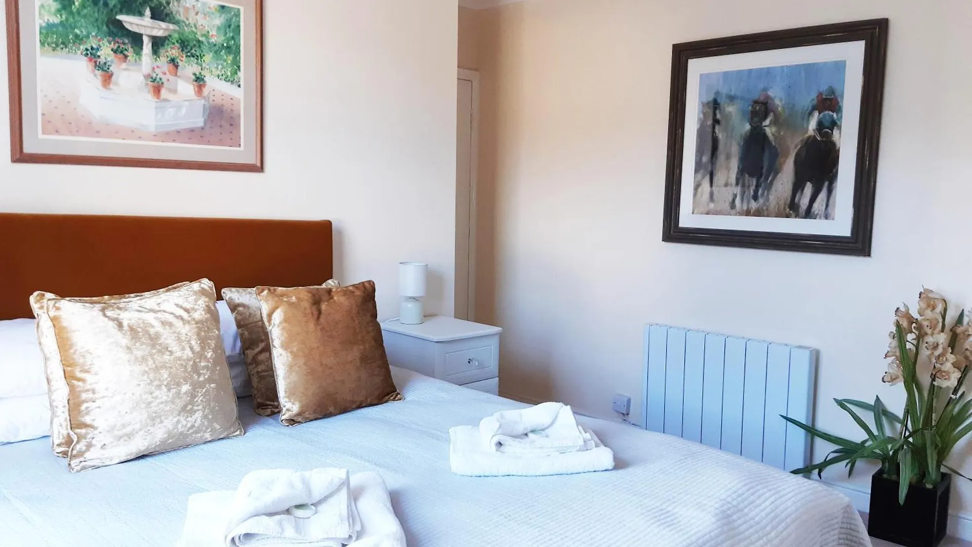 Pulteney Road Apartment Bath